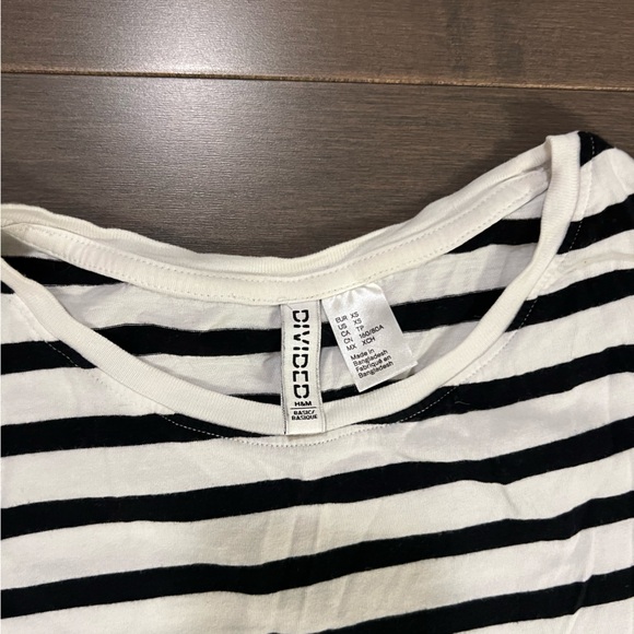H&M stripped Tshirt oversized - Picture 2 of 3